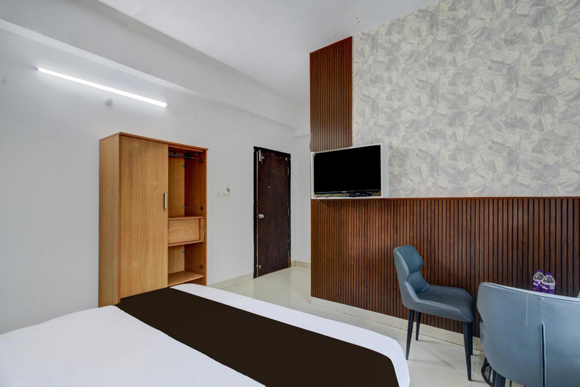 Hotel O Bee Oak Gachibowli Екстер'єр фото